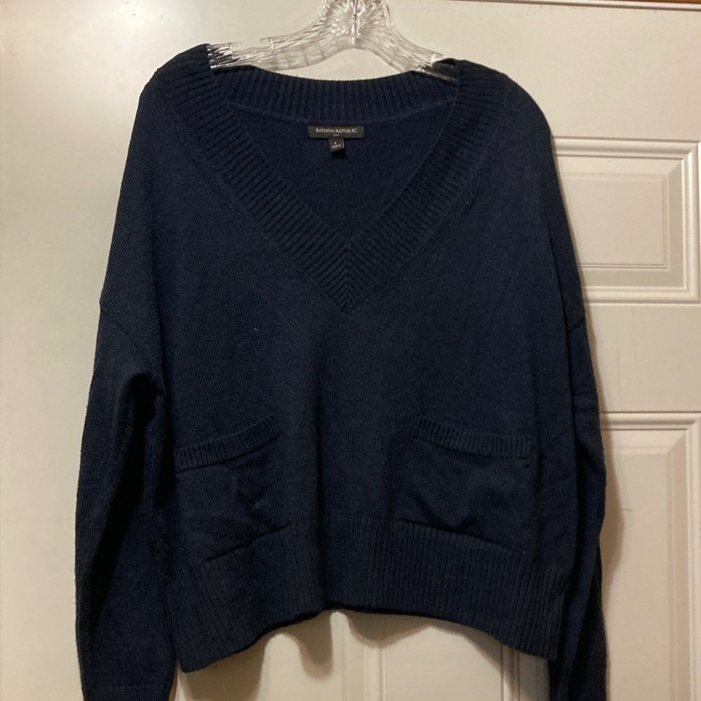 Banana‎ Republic Navy V-Neck Pocket Knit Sweater L